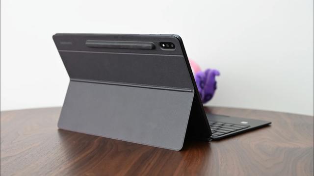 201008GalaxyTabS7Plus6