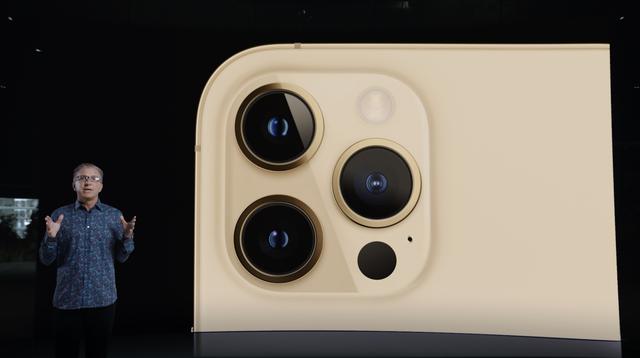 iPhone12Proシリーズの3眼カメラ