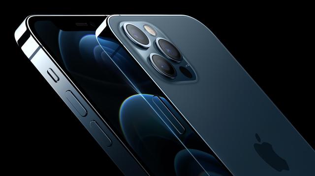 iPhone12 Proのカメラ部分の画像