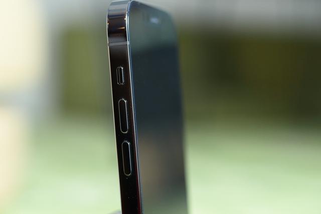 101019iPhone12Prophotoreview-02