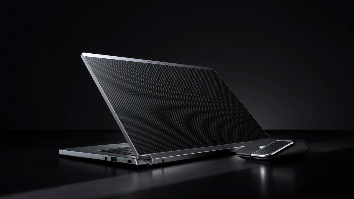 希少　PORSCHE DESIGN NOTE PC 15.6インチ 希少 PORSCHE DESIGN NOTE PC 15.6インチ 希少PORSHE DESIGN NOTE PC