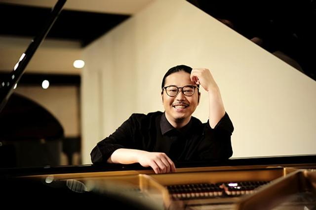 今注目のピアニストが考える、クラシック音楽のデジタル化と音楽家の未来