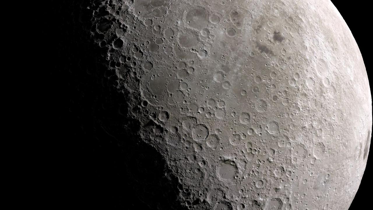 NASAからビッグニュース｢月面は水だらけですわ｣