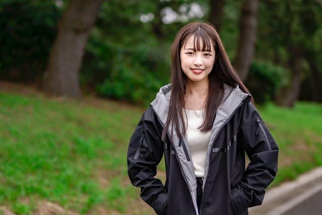 ワンタッチ発熱！ 寒さ知らずの｢グラフェンヒーティングジャケット 