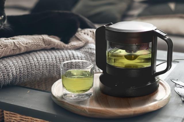飲む人の気分に合わせたお茶を淹れるIoTティーポット｢teplo｣、公式茶葉 
