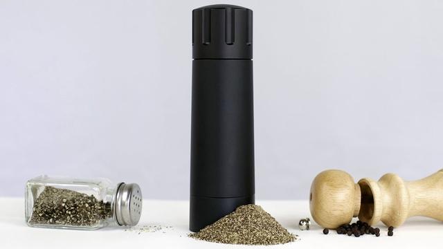 胡椒好きにはたまらん！ 馬力ペッパーミル｢Pepper Cannon 