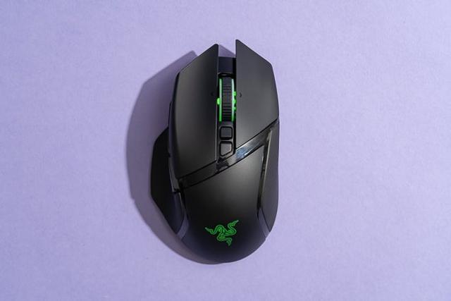 20201115gamingmouse-RazerBasiliskUltimate_1