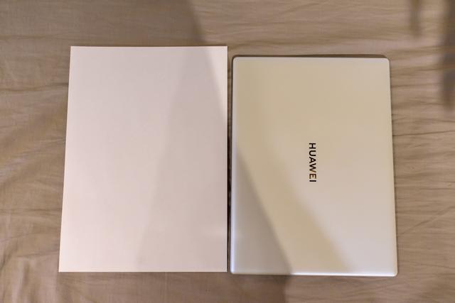 201117Matebook-03