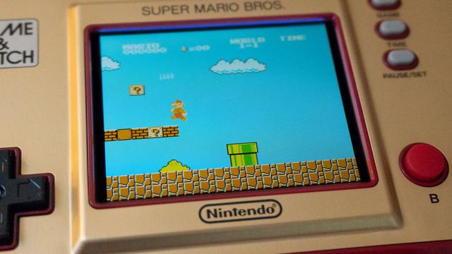 201118GamenWatchSuperMarioBros5