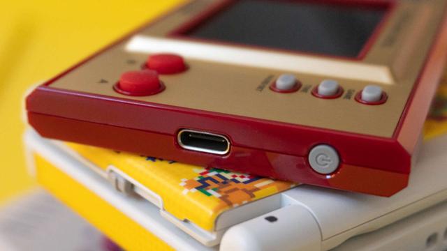 201118GamenWatchSuperMarioBros8