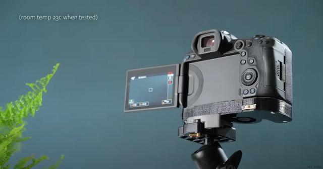 201208canon2