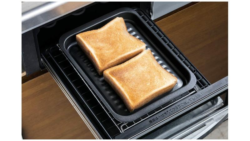 これぞ技ありグリルトレー！ 魚焼きグリルやトースターをオーブンみたいに使える｢グリルトレー ワイド｣ | ギズモード・ジャパン