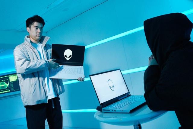 Alienware-05