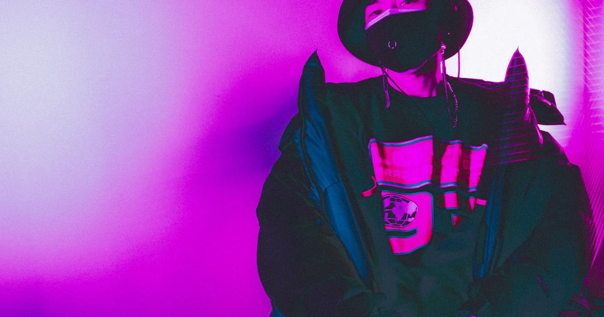 スケルトンボディで僕らを魅了。話題のイヤフォンを手掛けたDJ DARUMA 