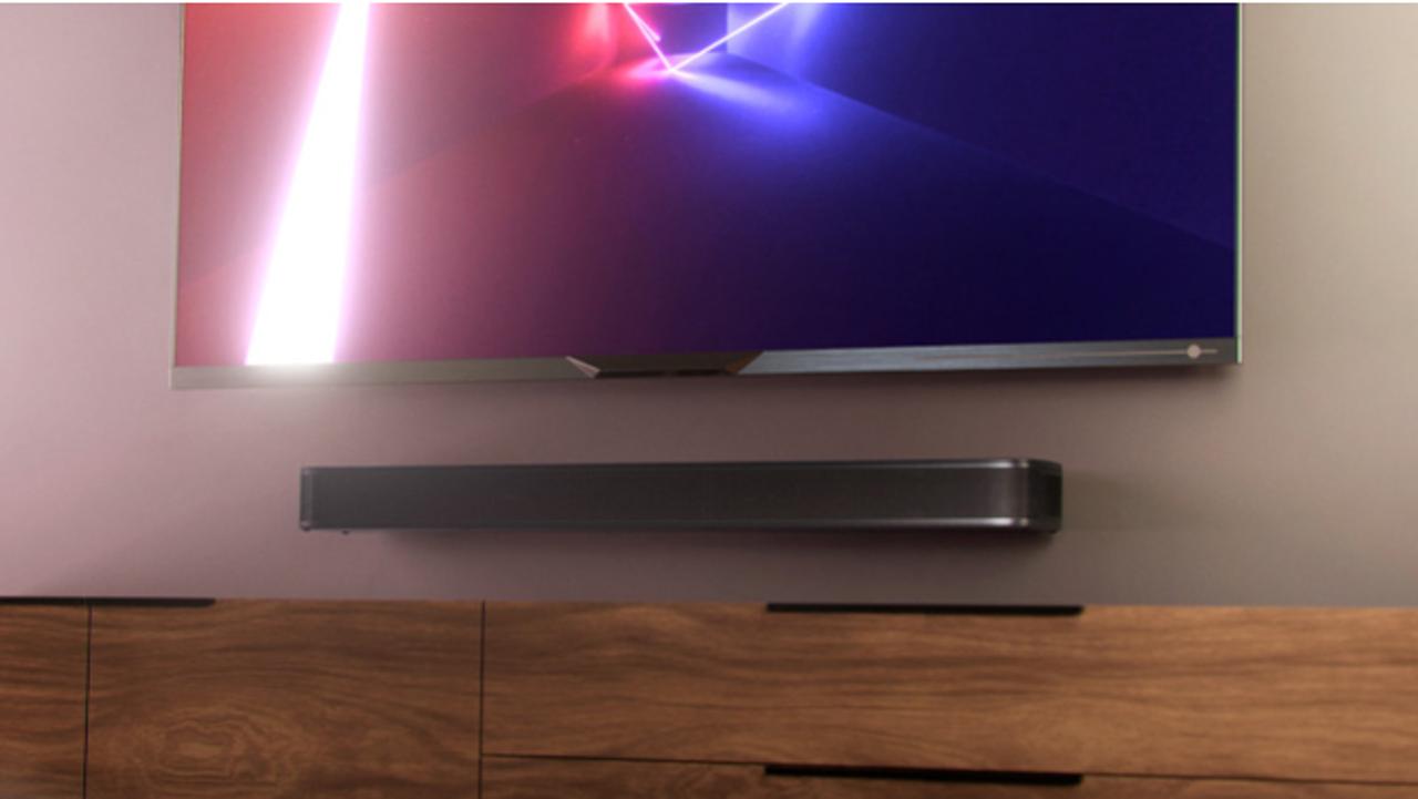音のビームが壁に反射！ 手軽に3Dサウンド体験を得られるJBL｢Bar 5.0 MultiBeam｣