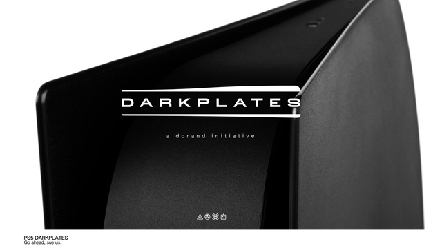PS5を黒に染めるプレート、ソニーを挑発しつつ販売中