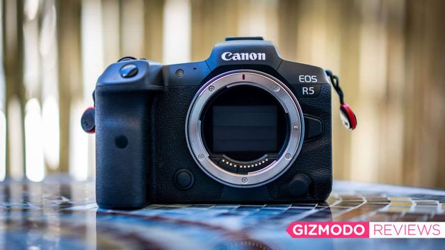 Canon EOS R5 (一部操作不能)（快適操作・信頼性 EOS R5：レンズ交換式 