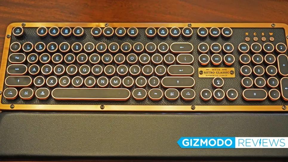 中古  タイプライター風キーボード CLASSIC RETORO 【4/3迄】AZIO PC周辺機器