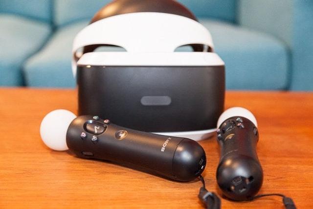 desktop-virtual-reality-headset-lowres-5334-1
