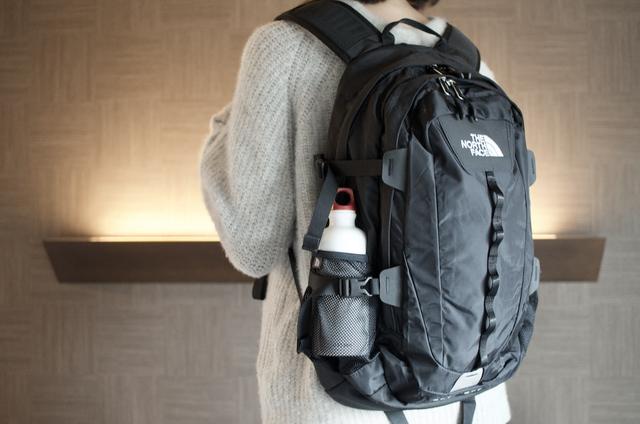 「女性着用」26L ザ　ノースフェイス　リュック　ホットショット