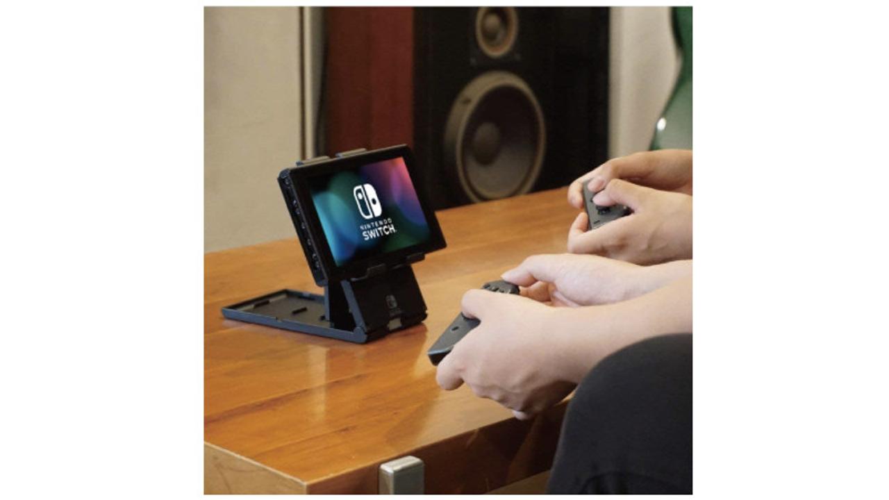 Nintendo Switchをスタンドに立てたまま充電できる！ 任天堂のライセンス認証を受けた専用スタンド