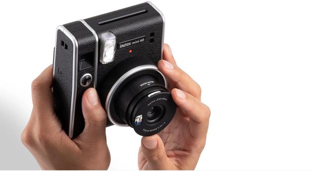 210412Fujifilmretrocamera2