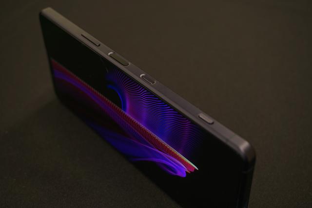 Xperia_1_III_c