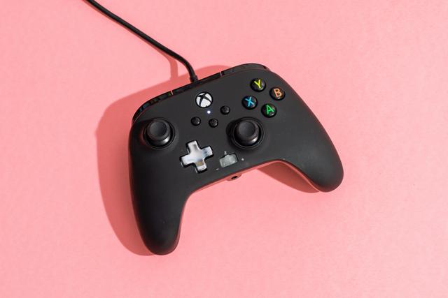 Pcゲーム用コントローラーおすすめ4選 最新型や低価格なモデルなど様々なタイプから厳選 ギズモード ジャパン Pcゲーム用コントローラーおすすめ4選 最新型や低価格なモデルなど様々なタイプから厳選 ギズモード ジャパン