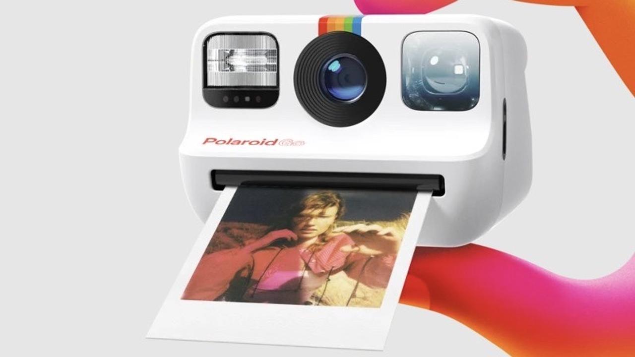 手のひらサイズになった｢Polaroid Go｣。二重露光やセルフタイマーもあるよ
