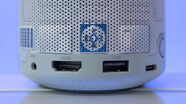 210428R2D2Projector5