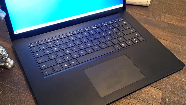 210429surfacelaptop402