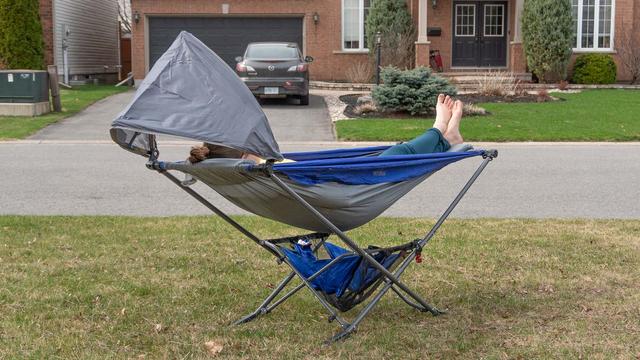 おうちキャンプに絶好なハンモック｢Mock ONE｣レビュー | ギズモード