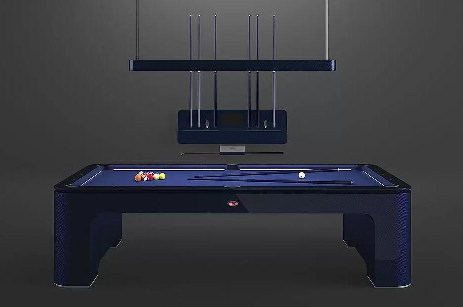 自動車メーカーのブガッティ、船で揺れても水平を保つセレブな