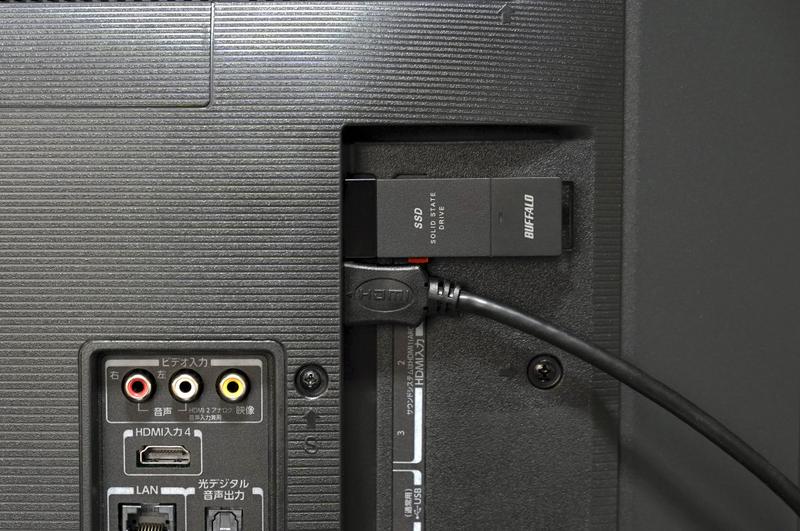 電源不要で挿すだけ！ バッファローのスティックSSDならTVをサクッと