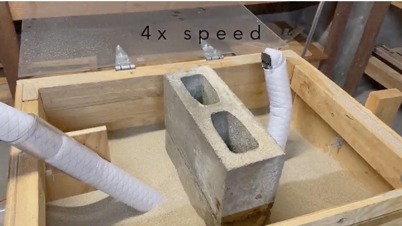 穴を掘る蛇ロボットの動きがなかなか不気味で好き ギズモード ジャパン