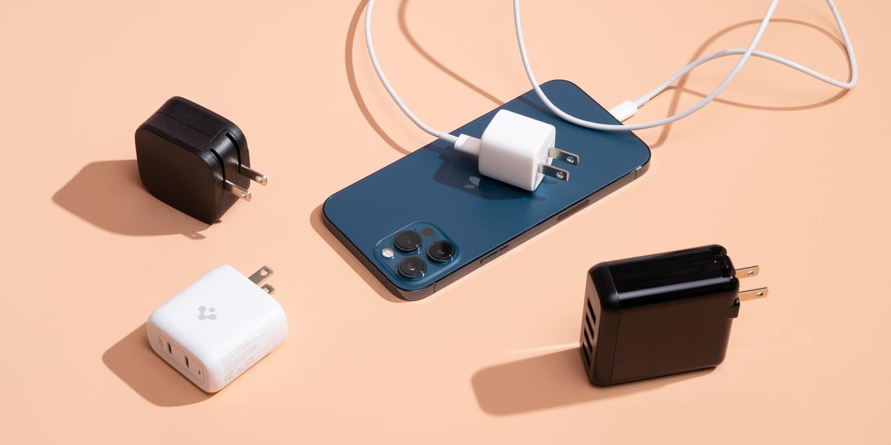 Usbスマホ充電器おすすめランキングtop5 Usb Type A C両方で使えるタイプも ギズモード ジャパン