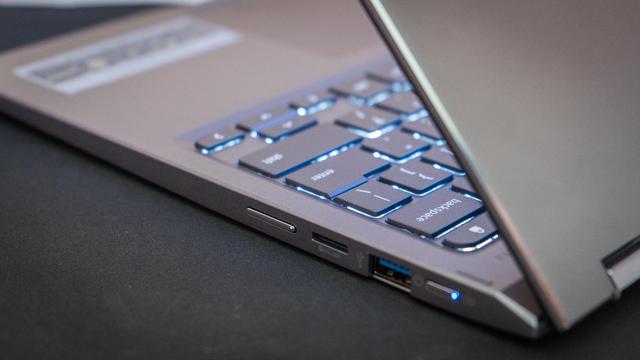 20210630AcerChromebookSpin713_4_ports_galore