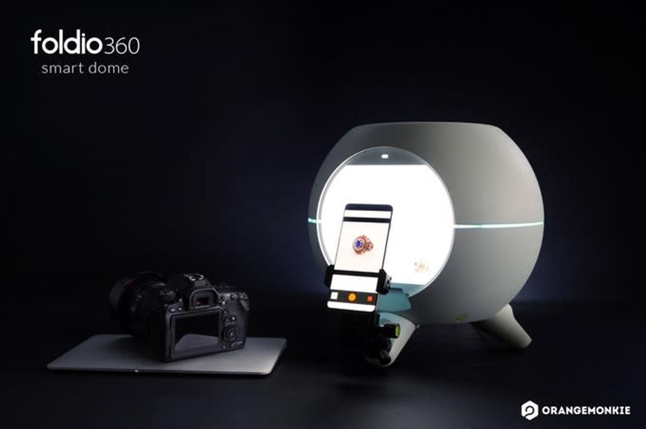 物撮りするならコレ。光の反射が均一になる球体ライトボックス｢Foldio360 Smart Dome｣