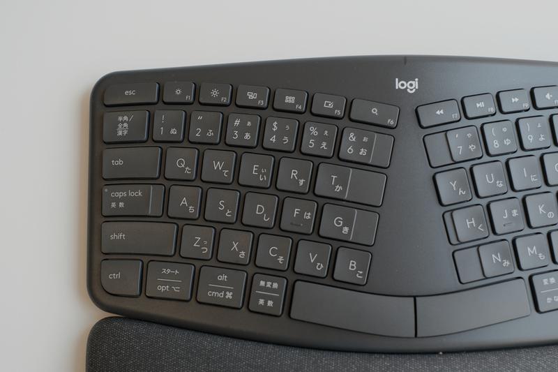 慣れたら天国らしい。「ERGO K860」でタイピング矯正しといたほうが