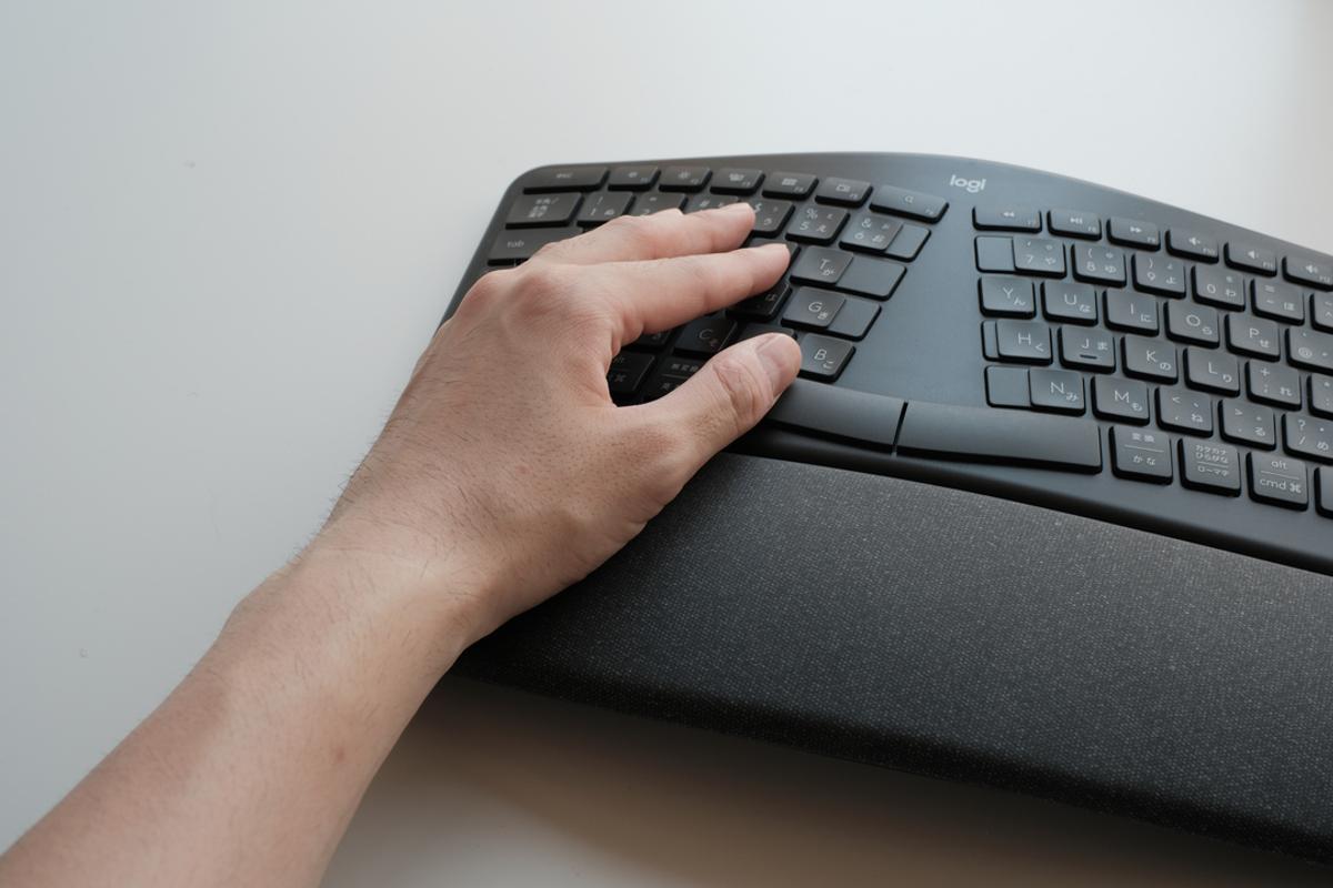 慣れたら天国らしい。「ERGO K860」でタイピング矯正しといたほうが 