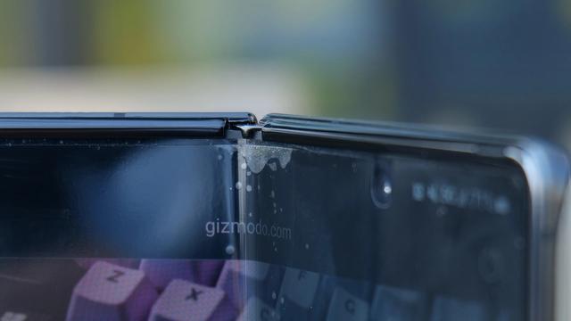 210812foldablephone07