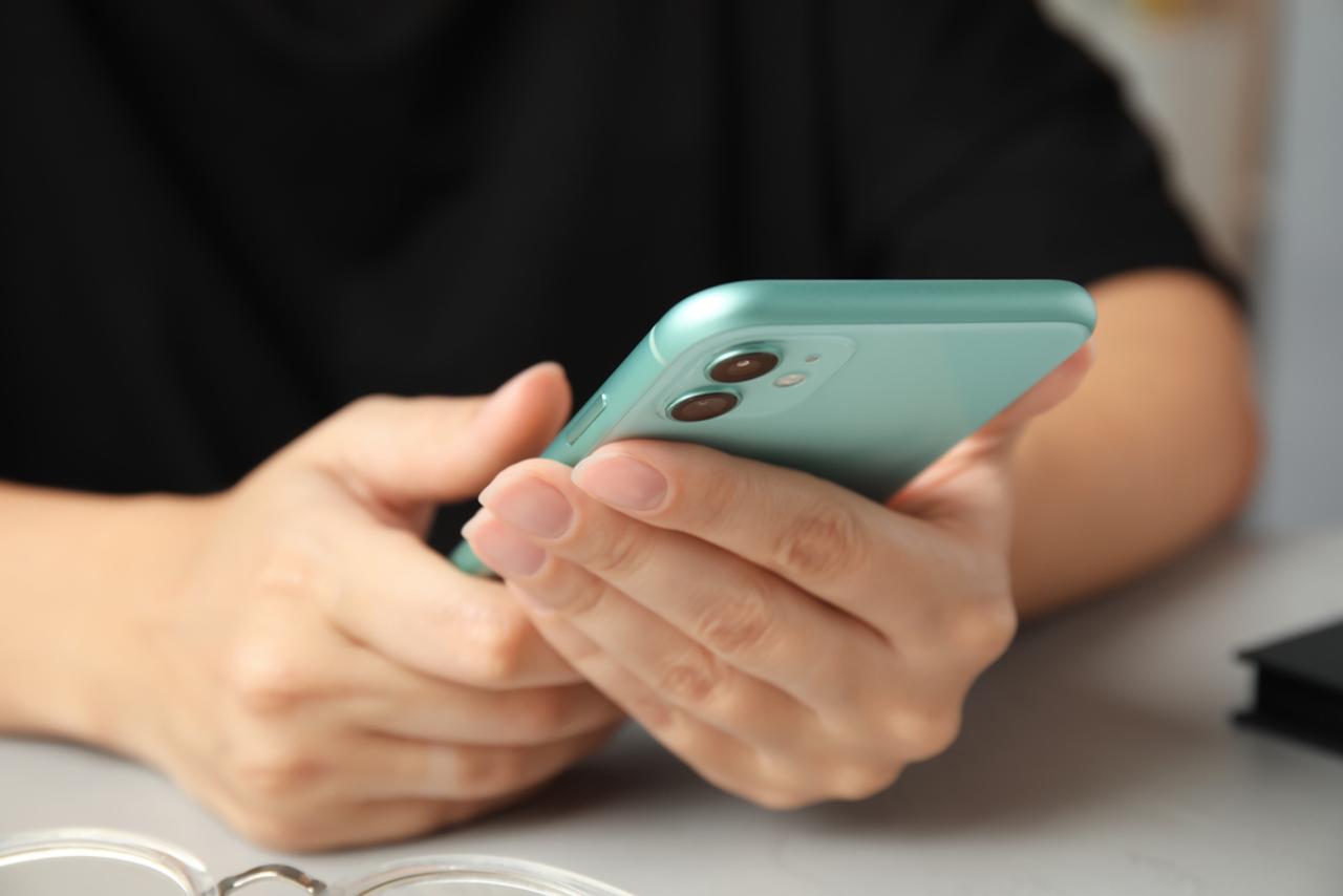 知ってた？ iPhoneでエフェクトつきのメッセージを送る方法
