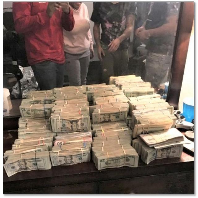210823applewatchrobbery