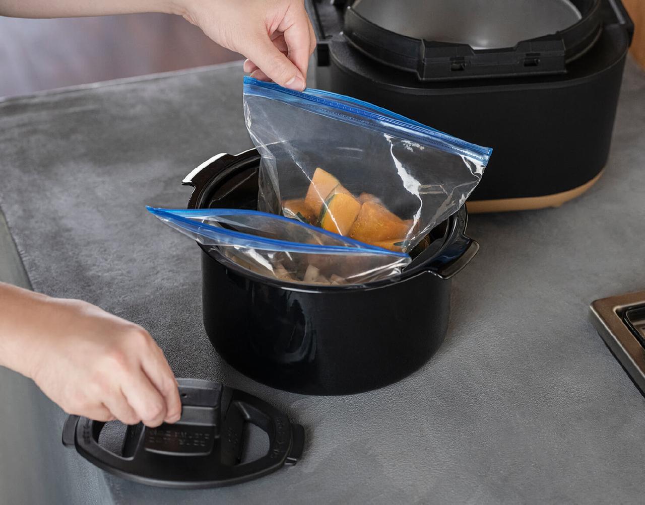 洗い物減ります！ 象印のSTAN.シリーズからジッパー袋を使う自動調理鍋