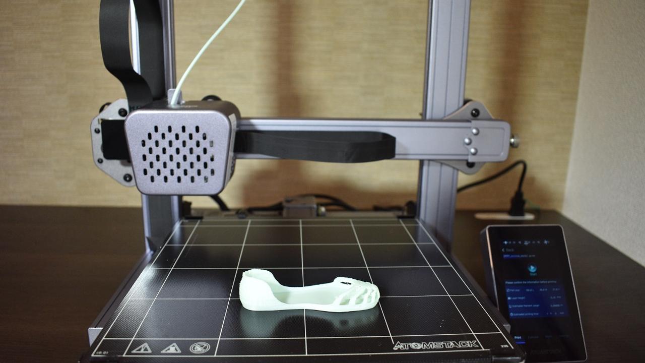 入門者にもやさしいゴム材料対応3Dプリンター｢Cambrian Pro｣を試して 