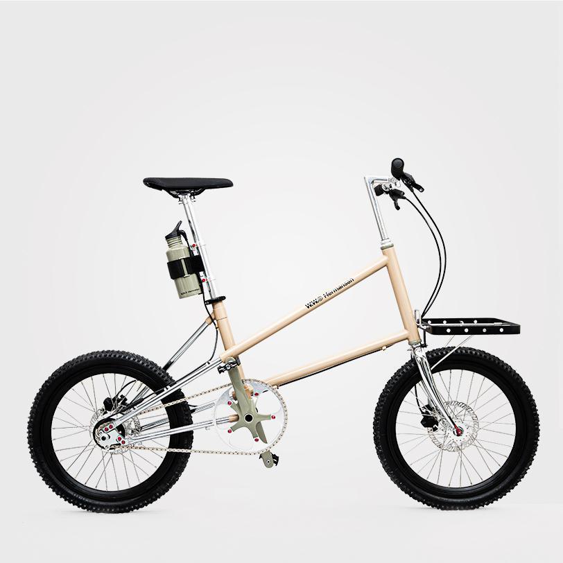 電動に見えないHermansenの自転車｢Bike One｣。元Bang＆Olufsenの