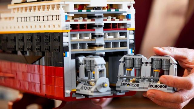 211008LegoTitanic4