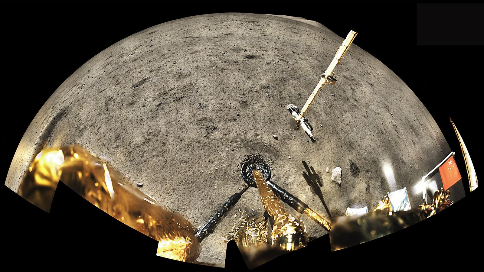 約50年ぶりに地球へ。新たな月の石を解析した結果、これまでよりも10億