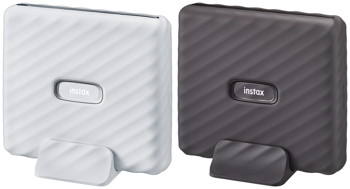 でっかいチェキ、スマホから。スマホ用プリンター“チェキ”「instax