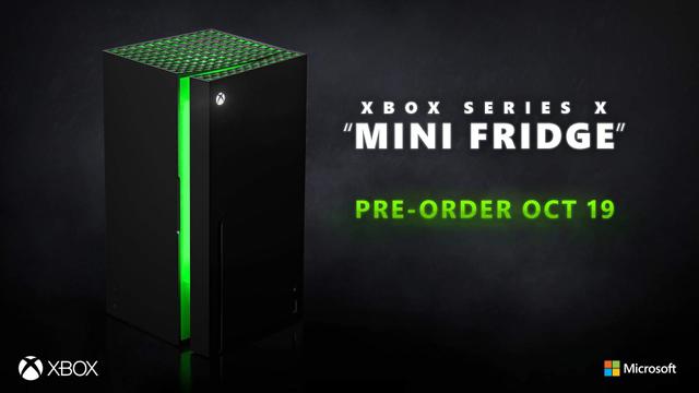 Xbox Series X Replica Mini Fridge 冷蔵庫